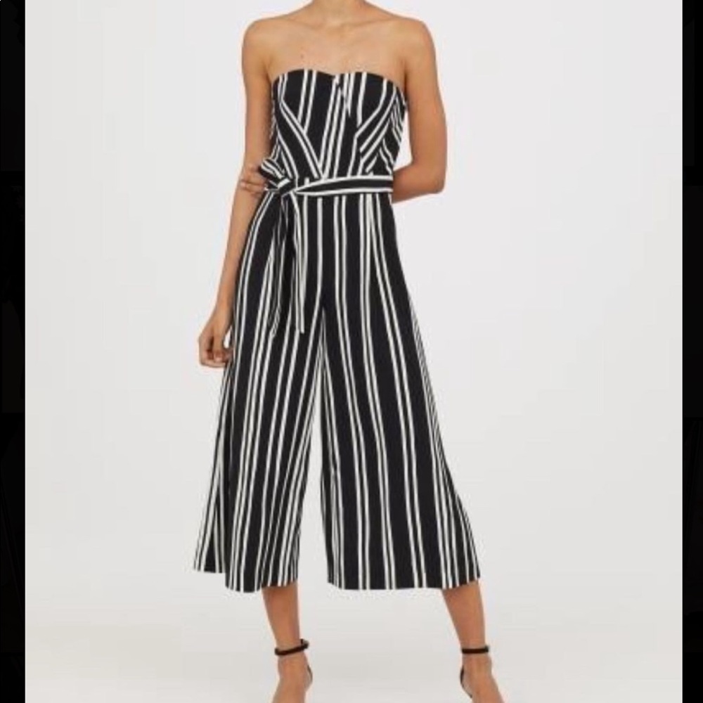 Wide leg jumpsuit